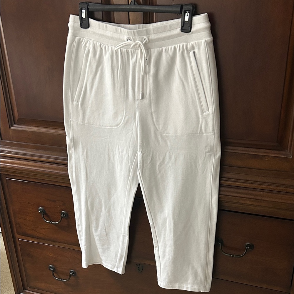 Talbots White Jogger Capri Pants/NWT